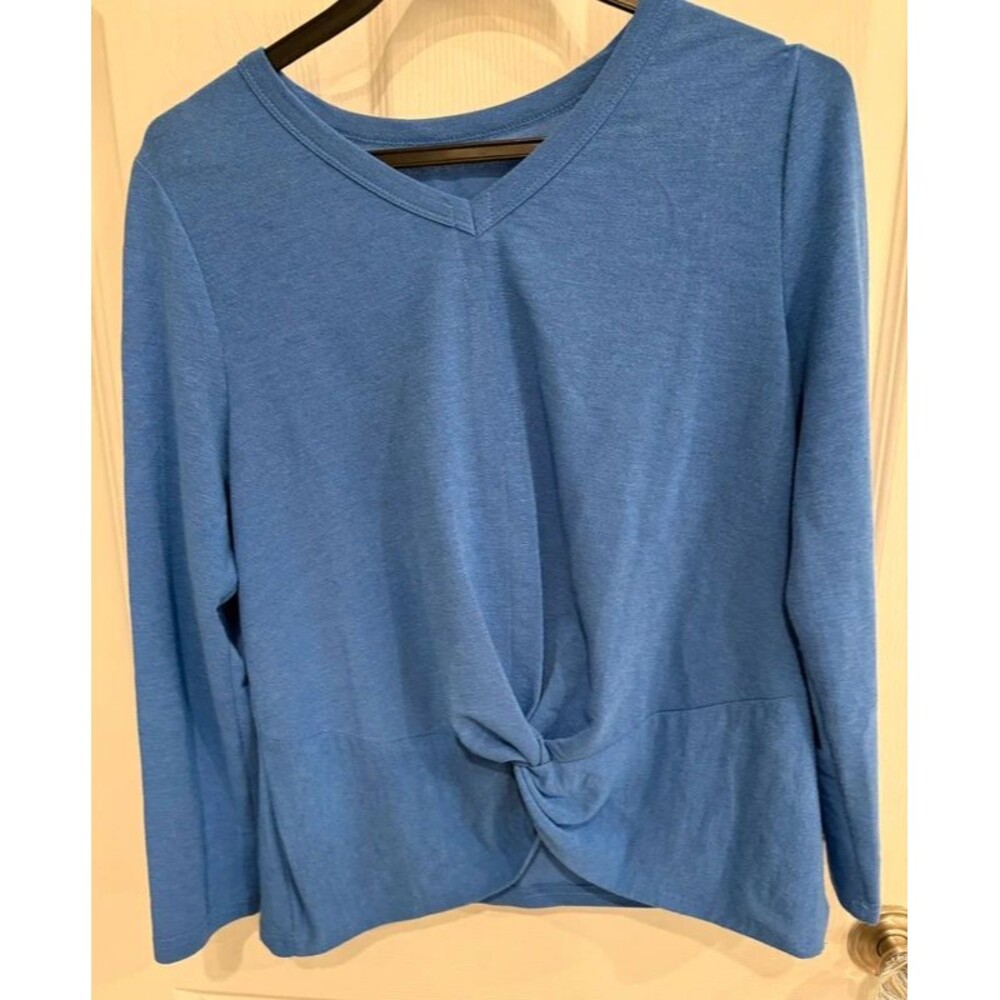 Blue long-sleeve knit top